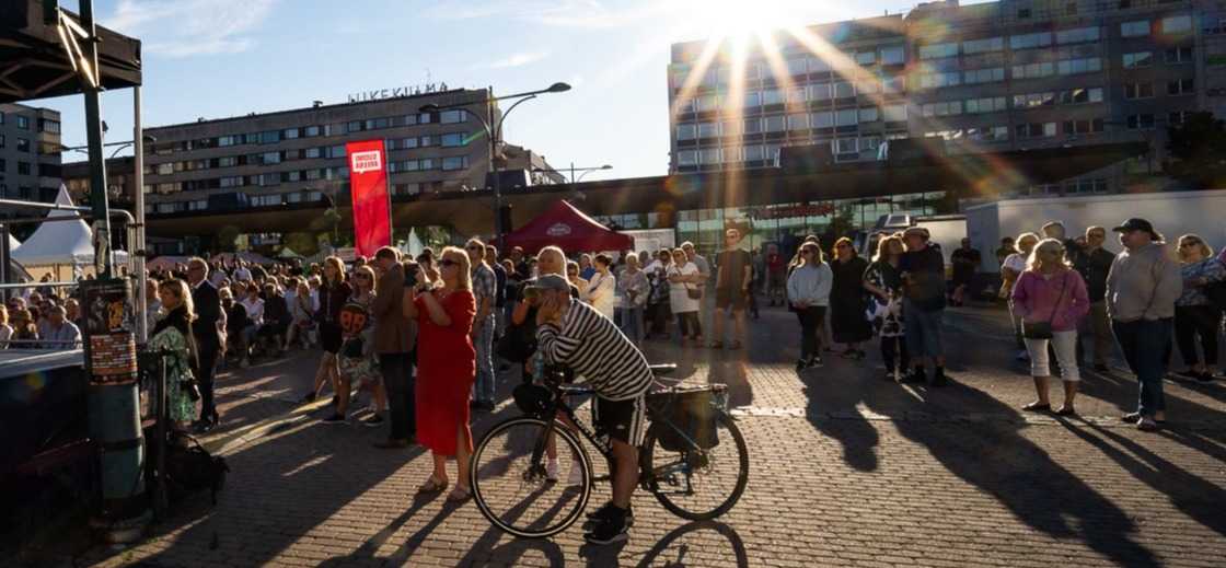 SuomiAreena -22 Maanantai Kauppatori